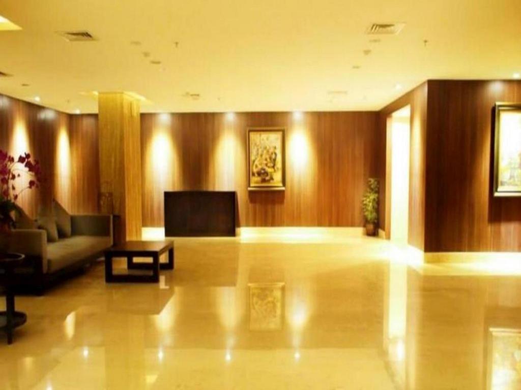 Arch Hotel Bogor Exterior foto